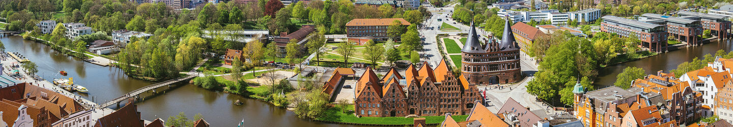 Holstentor in Lübeck © iStock.com / miniloc